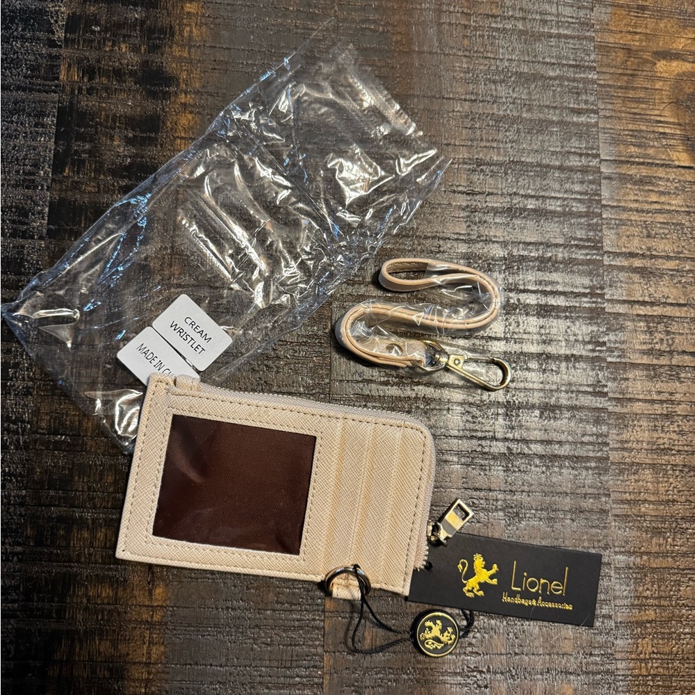 NWT Wristlet Cardholder for Women Keychain Wallet, Zip Card Case(Beige)